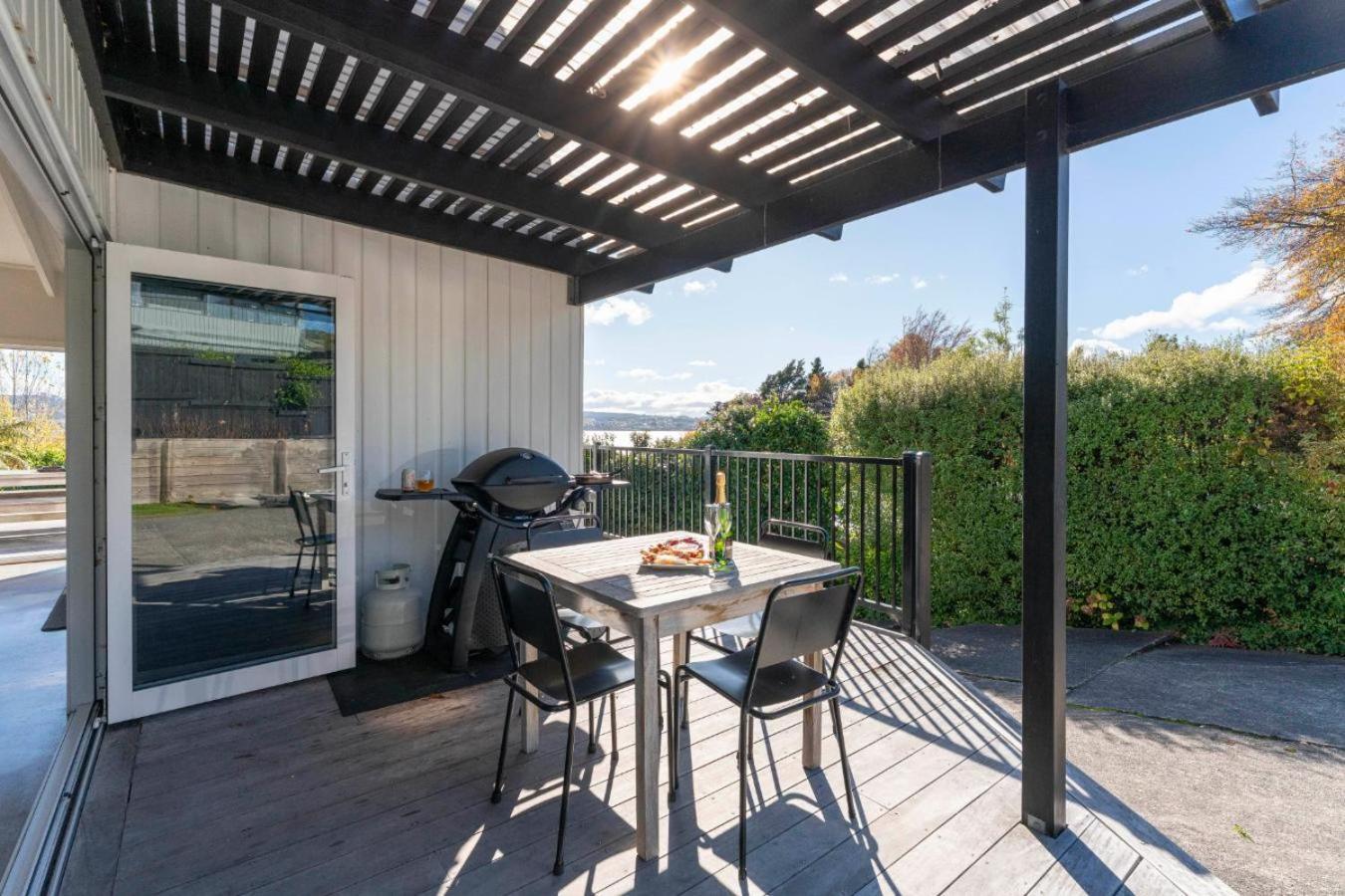 Bayview Lake Lac Taupo Extérieur photo