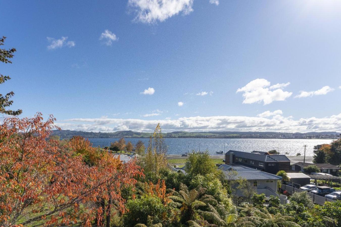 Bayview Lake Lac Taupo Extérieur photo