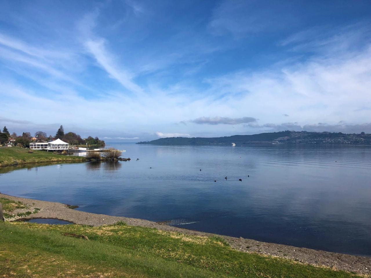 Bayview Lake Lac Taupo Extérieur photo